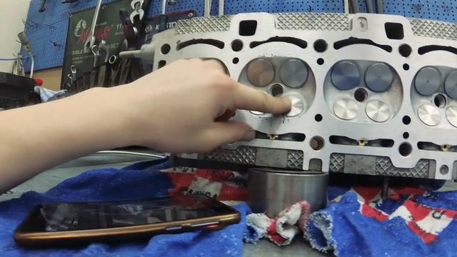 Обзор и сборка нового мотора для Жигуля. Часть вторая - головка блока цилиндров. смотреть онлайн