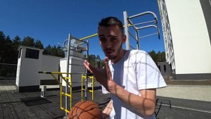 КАК ЗАБИТЬ СВОЙ ПЕРВЫЙ ДАНК? / HOW TO DUNK? / КАК ВЫШЕ ПРЫГАТЬ