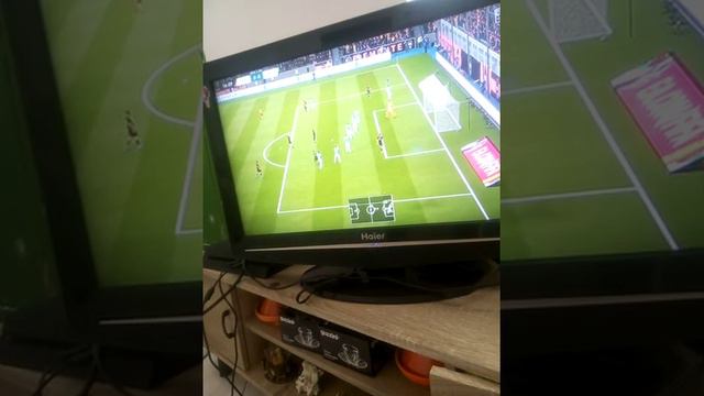 guardate Handanovic che parata sulla punizione di dybala