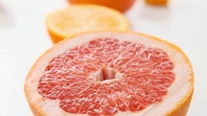 Грейпфрут- цитрус с горчинкой. От каких бед спасает этот фрукт