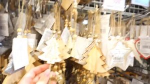 VLOGMAS *обзор новогодних игрушек в  магазине ГЛОБУС*