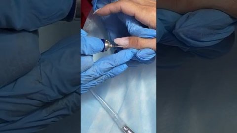 Маникюр Алисе Селезнёвой - радиоведущей Нового радио (Часть 1)