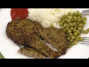 Оладьи из свиной печени с рисом. Мой ужин.