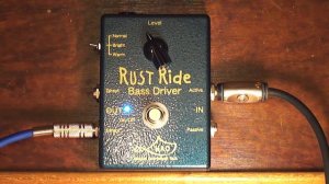 Hao Rust Ride Bass Driver with Fender Deluxe Precision Bass Special