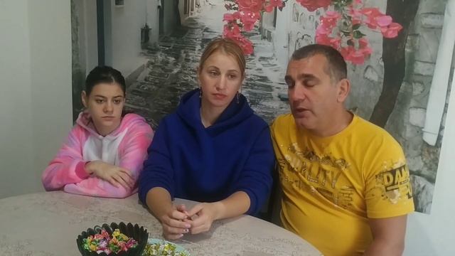Деньги на курс лечения нашей Викуси собраны--всем сердечное спасибо!