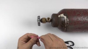 Как надуть фольгированный шар гелием? Самодельная насадка How to inflate foil balloon?