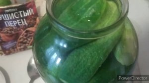 Закатываем огурцы 4 сахара  3 уксуса  2 соли