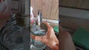 Уровень трех литров в 3-х литровой банке
