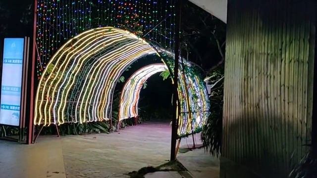 #4 ВЕЧЕРНИЙ ДАДУНХАЙ, ХАЙНАНЬ. Прогулка по туристическому Дадунхаю.