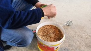Что я добавляю в корм голубям. Куркума, рыбий жир, чёрный перец. What is added to feed pigeons.