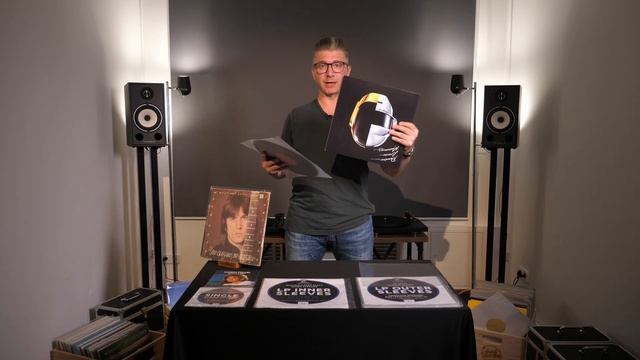 БЕРЕГИТЕ ВИНИЛ! Как и где хранить пластинки? смотреть онлайн