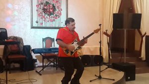 ROSTOM POGOSYAN ВИРТУОЗ СОЛО ГИТАРИСТ ( SOLO GUITAR ) АРАБСКАЯ ДЕВУШКА - VANADZOR SOCHI ADLER 2017