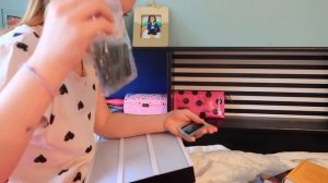 ГЕНЕРАЛЬНАЯ УБОРКА в комнате / ВЫКИДЫВАЕМ СТАРЫЕ ВЕЩИ