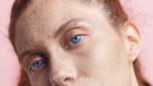 Рыжая Красивая С голубыми глазами