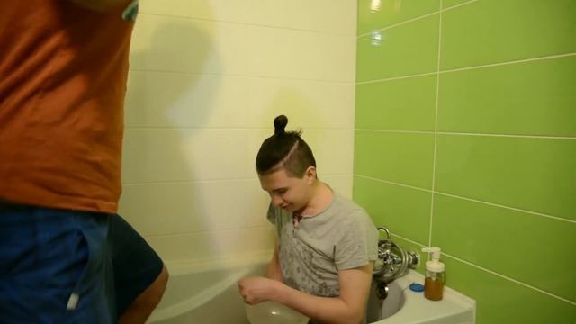 Презерватив Челендж /// #CondomChallenge смотреть онлайн