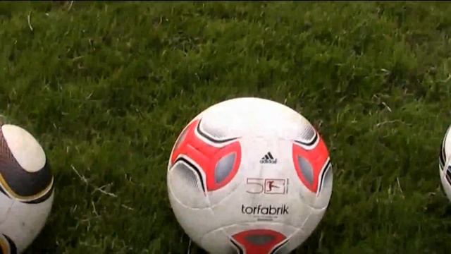 Unsere Matchbälle ( Torfabrik 2, Jabulani, Torfabrik 3, Tango 12) смотреть онлайн