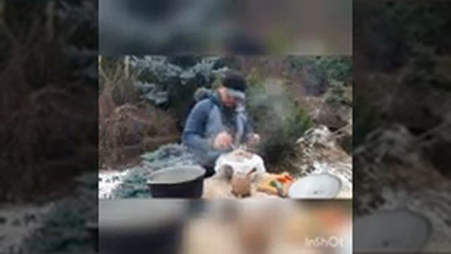 #food #готовимнакостре #хочуврек Как с помощью костра и топора растопить сердце девушки.