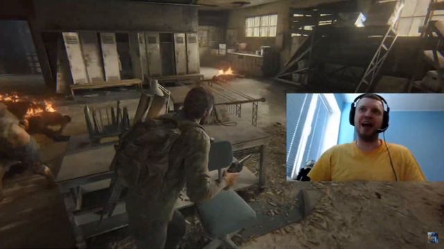 ИГРАЕТ В ДОГОНЯЛКИ С ЗОМБАКОМ😁😁 РЖАКА АХХАА смотреть онлайн