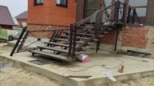 установка перил на крыльце