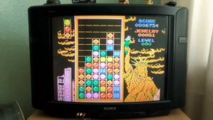 Обзор на игру Magic Jewelry (Денди). Раскладываем драгоценные камни в Нью-Йорке. Жизнь удалась)