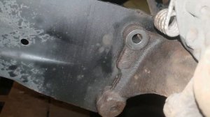 Замена стойки заднего стабилизатора VW Jetta... с приключениями.