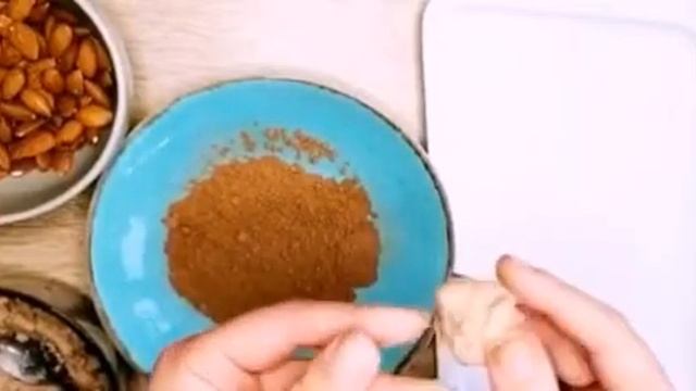 КЕТО КОНФЕТЫ!!Очень ЛЕГКО готовятся и БЫСТРО съедаются!!! смотреть онлайн