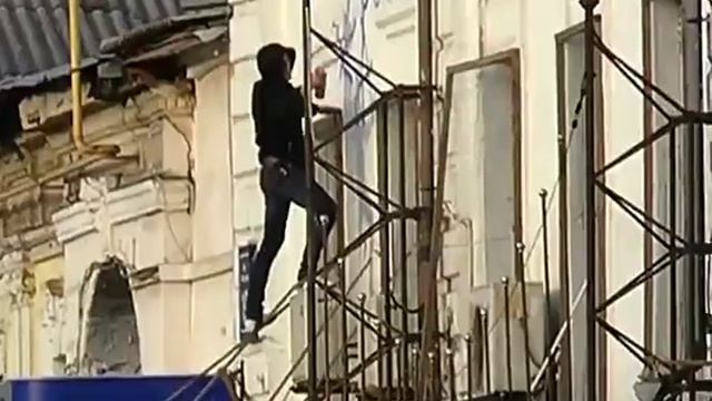 Пророссийские активисты ворвались в офис «Просвиты» смотреть онлайн