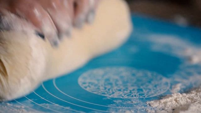 Как готовить #пирог на дрожжевом тесте с лимоном. #Рецепт лимонного дрожжевого пирога. смотреть онлайн