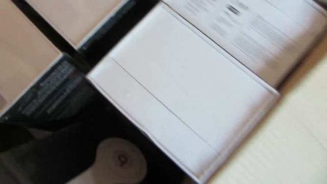 распаковка партии наушников Monster beats от группы monster Lipetsk смотреть онлайн