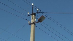 Старый самодельный уличный фонарь с лампой накаливания 220 в