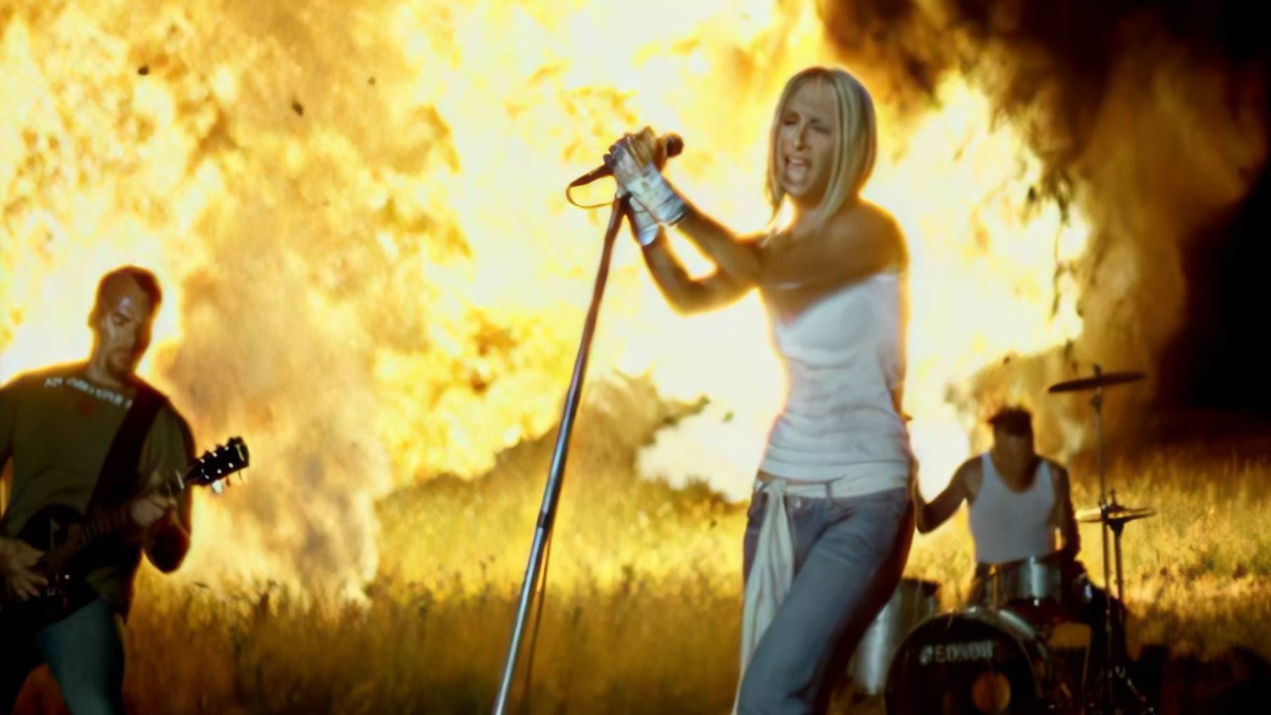 Guano Apes - Quietly (HD)