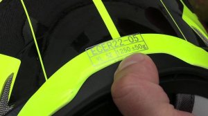 Сравнение детских шлемов - дешевого за 1000 руб. и фирменного NITRO за 5000 руб.