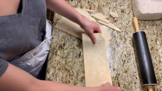 Peach Mango Hand Pies! - How to Make Jollibee's Inspired Peach Mango Pie! смотреть онлайн