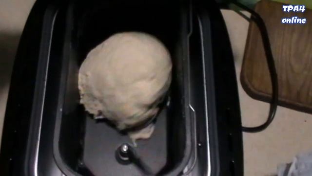 Классический белый хлеб в хлебопечке. Первый блин не комом!