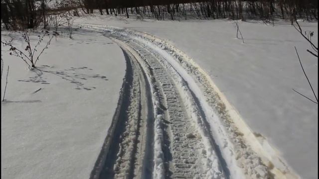 Смотрите невероятно шикарные дороги... после снегохода!!100% натуральное музыкальное сопровождение! смотреть онлайн
