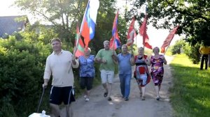 Поспели вишни в саду у дяди Вани.