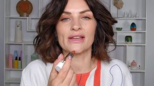 Try on sesh with new @ClarinsUK Joli Rouge Refillable Lipsticks #ad #jolirouge #ClarinsUKpartner