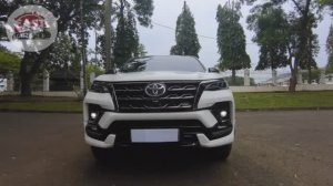 2022 Toyota Fortuner 2.4 Diesel GR Sport - Детали интерьера и экстерьера.