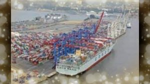 Гамбургский порт это крупнейший морской порт на реке Эльба в Гамбурге Германия в Северном море