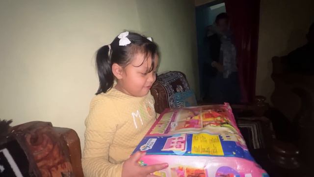 Pregnancy 🤰 prank on brother 🫢 || he was shocked 😳 || v vlog || Varsha Thapa смотреть онлайн