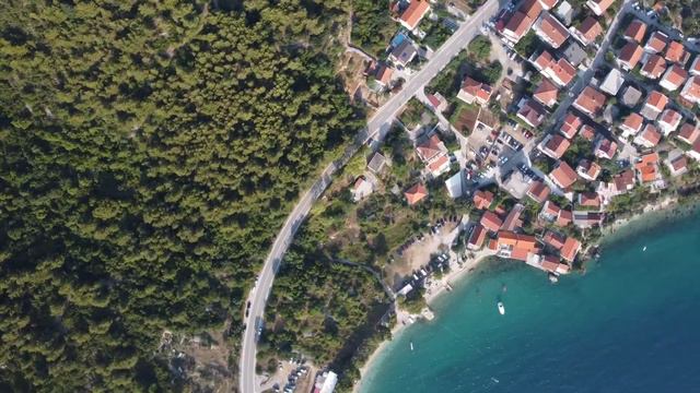 Crvene Stine Brist и неожиданно Vrgorac Почему нет света в окнах смотреть онлайн