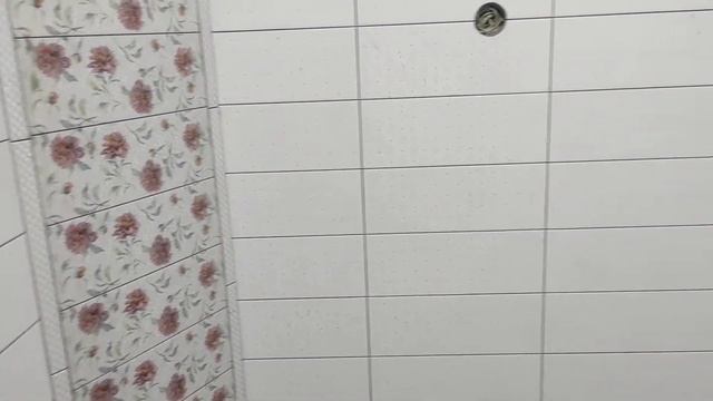 Готовый подоконник из плитки.