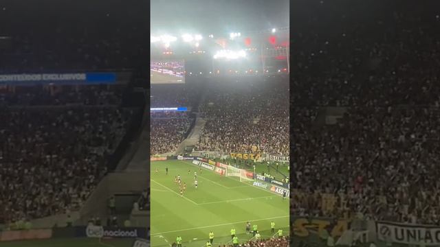 Santos, do Flamengo, defende a cobrança de pênalti do Pedro Raul e Vasco não amplia marcador #shots