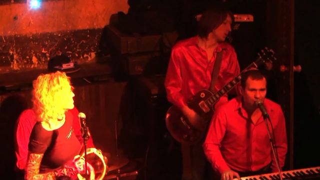 Кавер-группа Анимация - Девчонка - (Женя Белоусов).mpg смотреть онлайн