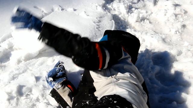 ... не умеет на гармошке играть. смотреть онлайн