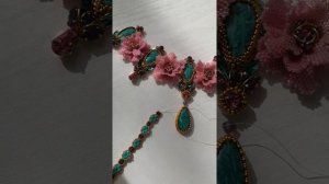 Колье из бисера