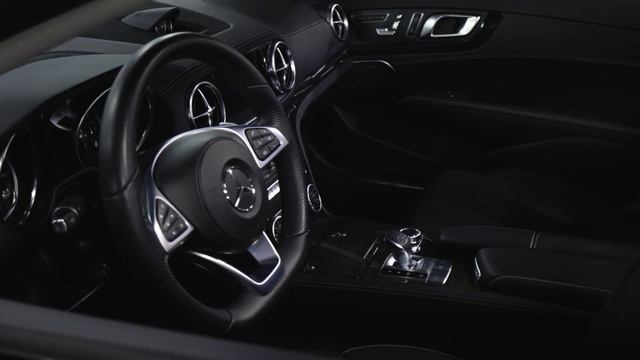 2018 Mercedes-Benz SL-Class SL 550 Showcase смотреть онлайн