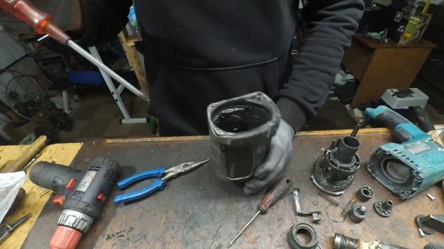 Замена якоря (ротора) перфоратор Makita HR2470