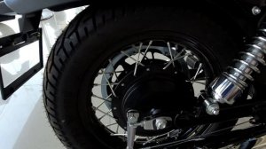 Suzuki Boulevard S40