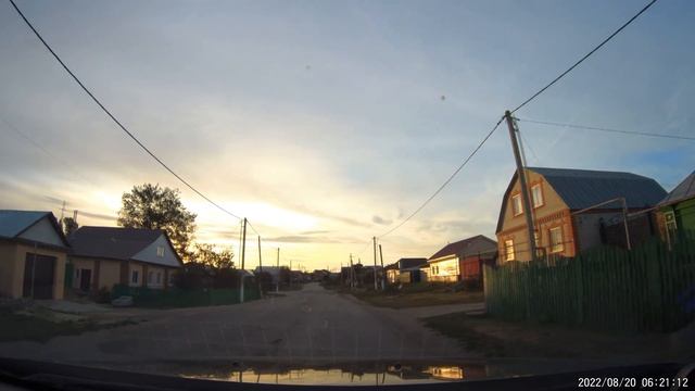 Проездом через село ЯКОВЛЕВКА (Базарно Карабулакский район, Саратовская область), 20 августа 2022 г смотреть онлайн